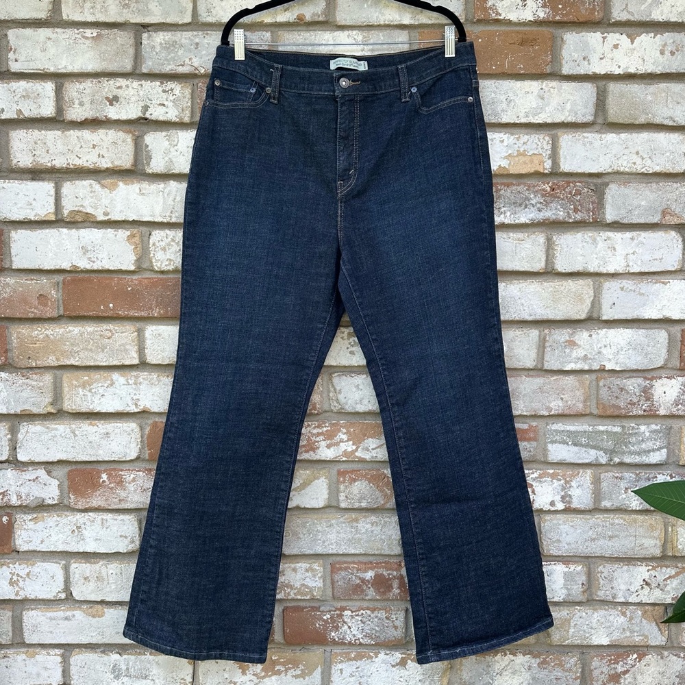 Levi’s Boot Cut 512 Perfectly Slimming Dark Blue Denim Jeans